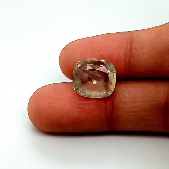 Yellow Sapphire (Pukhraj) 7.58 Ct Good quality Yellow Sapphire (Pukhraj) 7.58 Ct Good quality